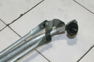 Wischermotor Motor Scheibenwischer Wischergestänge vorne Opel Meriva B 13250416 - Bild 5