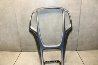 Opel Astra J Verkleidung Mittelkonsole Radio Abdeckung 13257562 - Bild 3