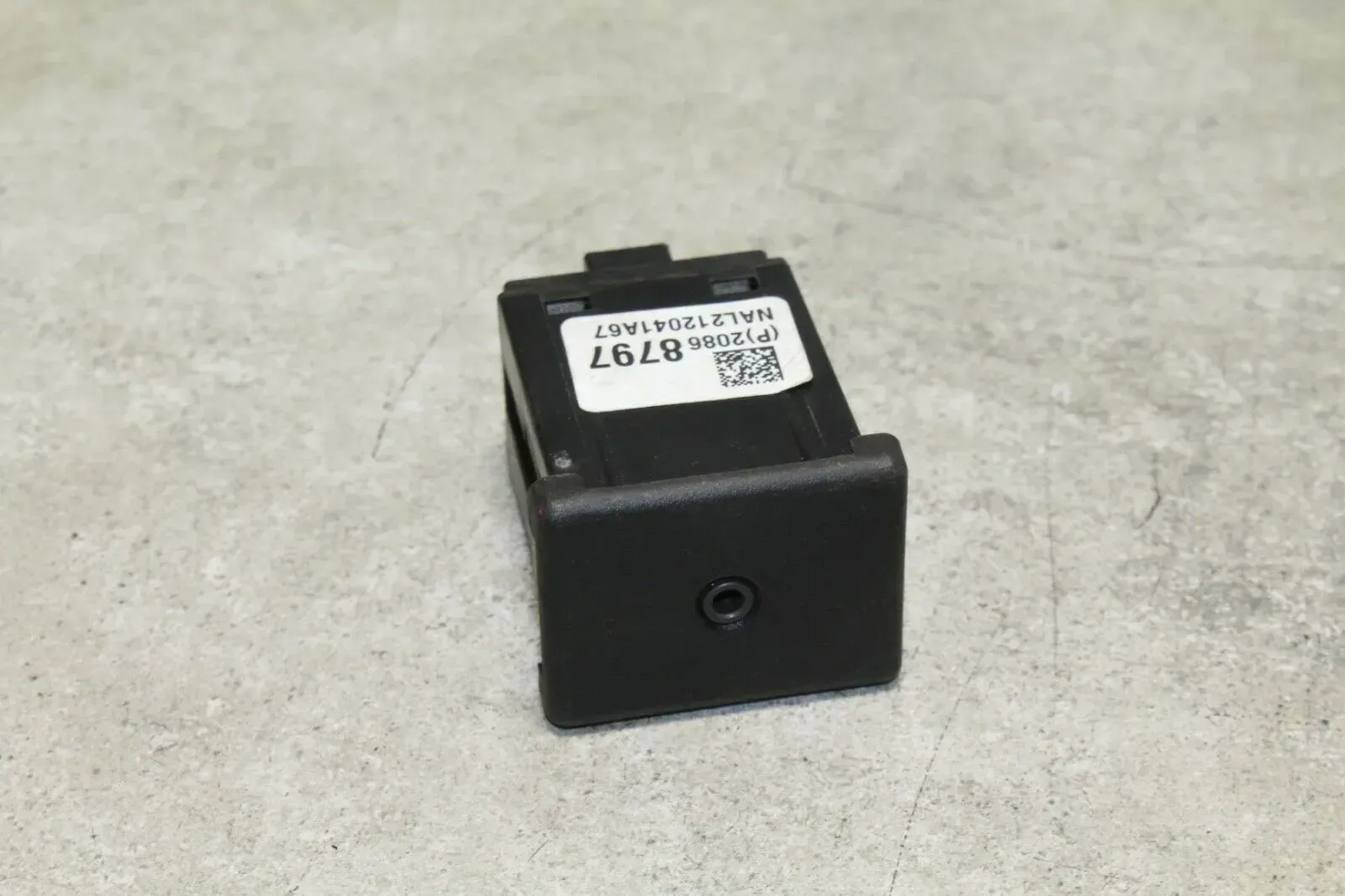 Anschluss Adapter AUX Opel Zafira C Tourer 20868797 - Bild 1