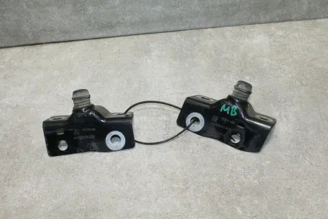 Background image for Motorhaubendämpfer Halter SET Opel Meriva B 13273495 13273494