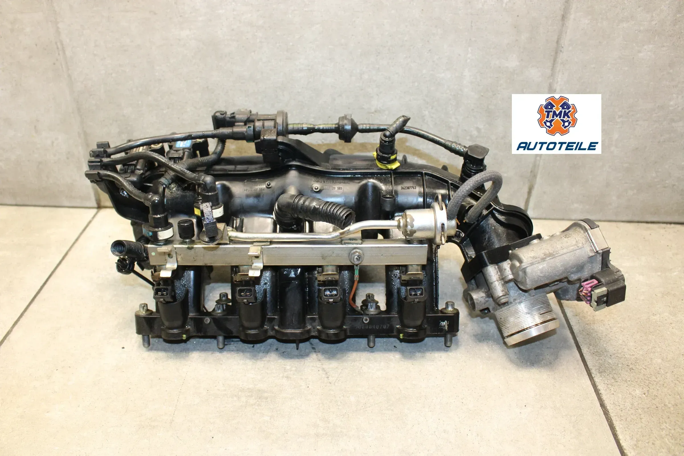 Opel Astra J Mokka Meriva B Ansaugbrücke Ansaugkrümmer 1.4 Turbo A14NEL A14NET B4NET 55573171 - Bild 1