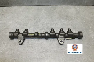 Opel Corsa D Einspritzleiste Leiste Verteilerrohr 1,3 CDTI A13DTE 55573331 - Bild 1