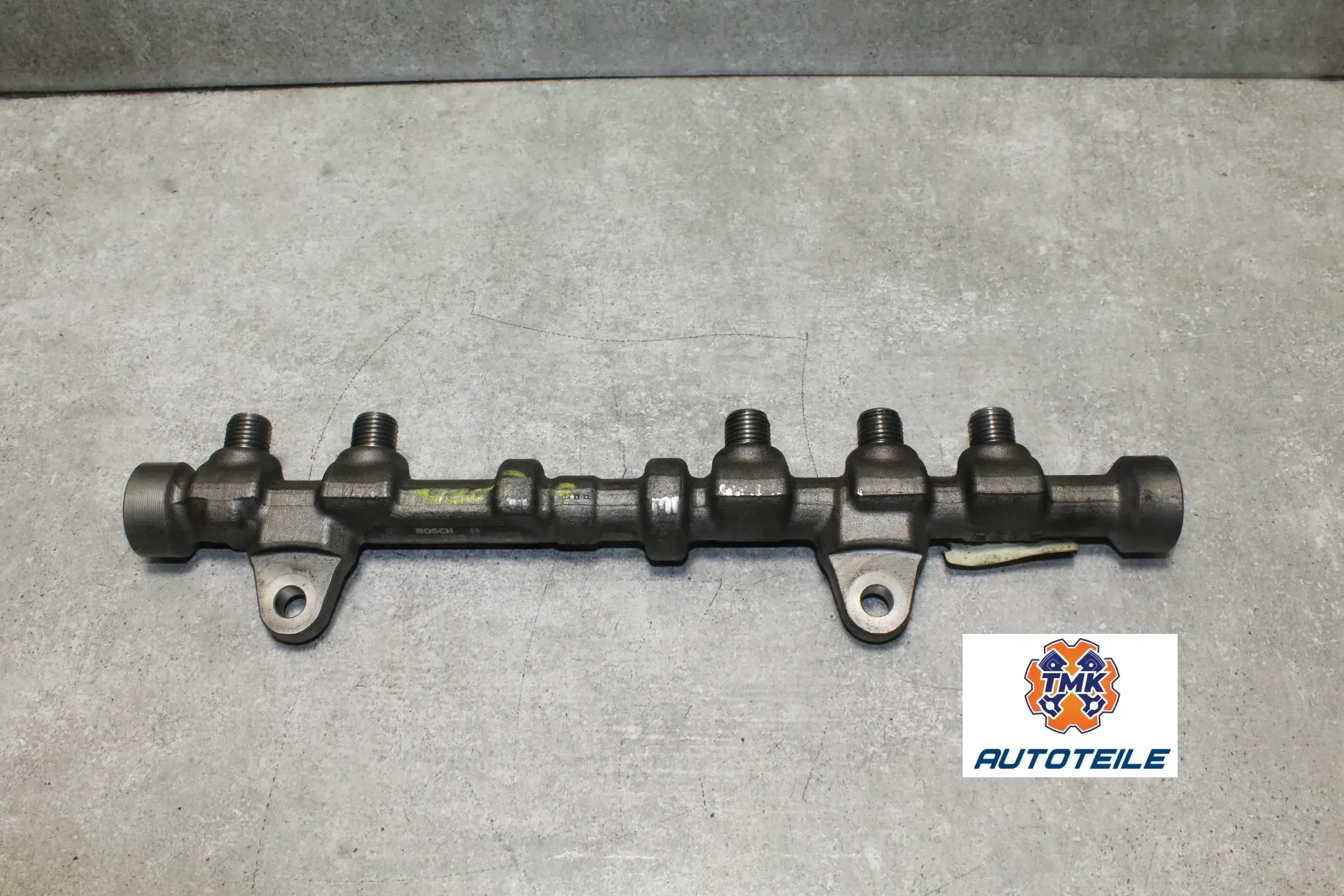Opel Corsa D Einspritzleiste Leiste Verteilerrohr 1,3 CDTI A13DTE 55573331 - Bild 1