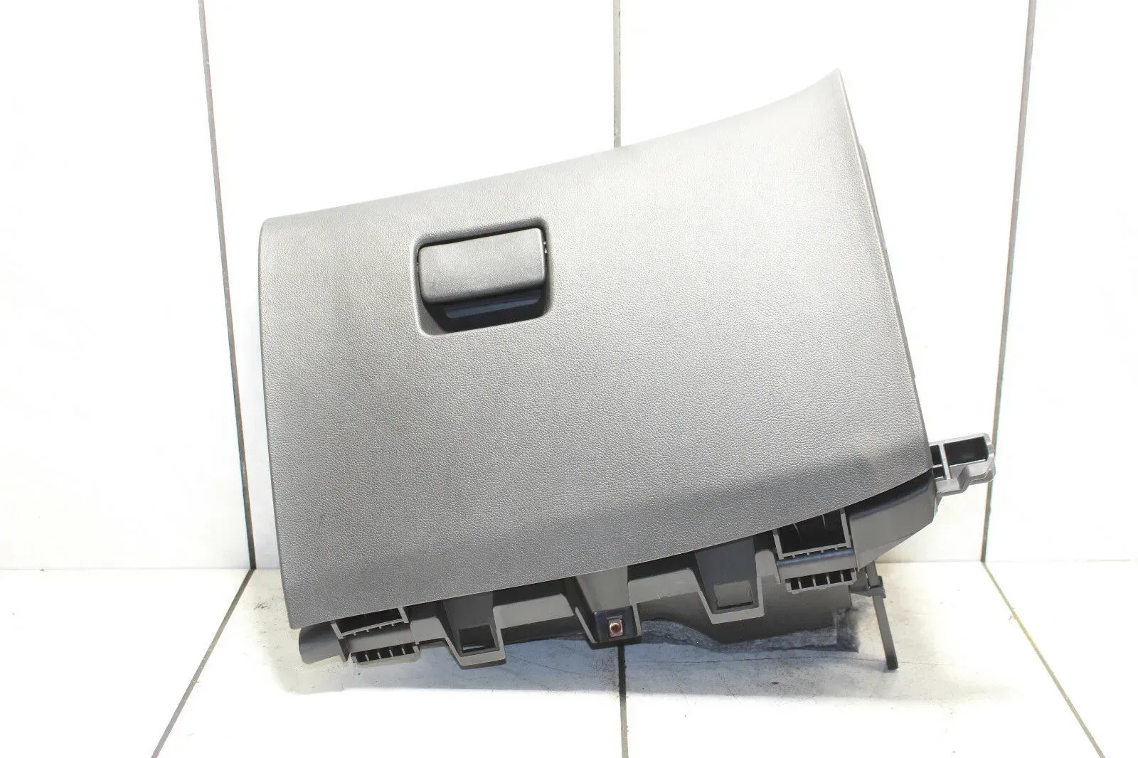 Opel Astra J Handschuhfach Staufach Ablagefach Fach - Bild 1