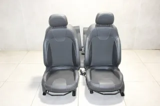 Opel Adam Sitzausstattung Sitze vorne hinten Teilleder Sitzheizung Isofix - Bild 2