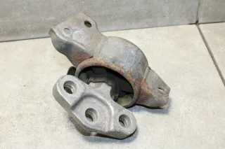 Corsa D Motorhalter halter Lager Motorlager Z17DTR 1,7 CDTI 92 KW 13234018 Opel - Bild 5