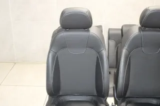 Opel Adam Sitzausstattung Sitze vorne hinten Teilleder Sitzheizung Isofix - Bild 3