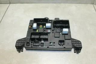 Sicherungskasten Relaiskasten Sicherungen Relais Opel Zafira C Tourer 13449202 - Bild 1