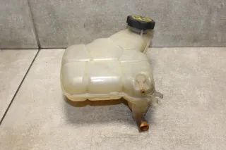 Opel Zafira C Ausgleichsbehälter Kühlwasserbehälter Behälter 13283712 - Bild 2