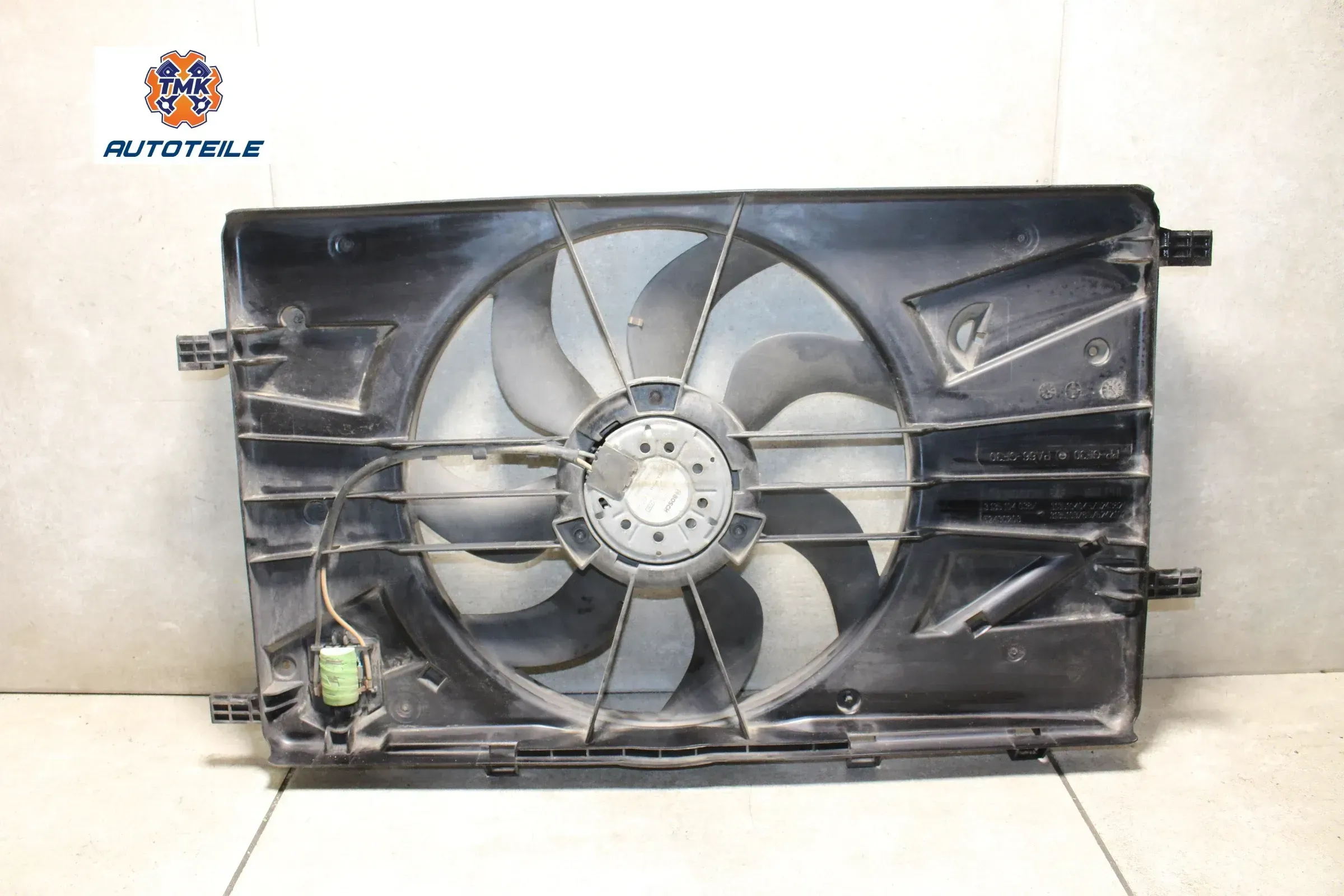 Opel Astra J Lüftermotor Lüfter Kühlerlüfter 1.7 CDTI 92 KW A17DTR 13250341 - Bild 1