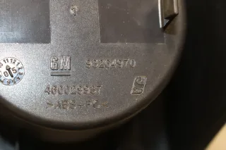 Opel Meriva A Getränkehalter Becherhalter hinten Mittelkonsole 39264970 460029937 - Bild 5