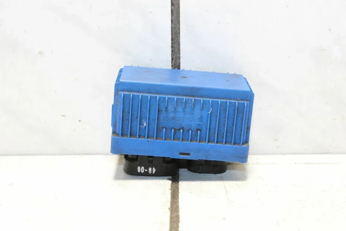Opel Corsa D 1,3 CDTI Vorglührelais Relais GM 55557760 - Bild 1
