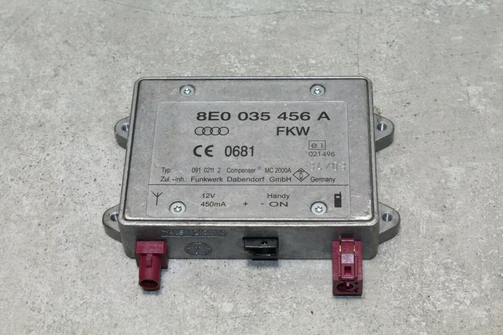 Antennenverstärker Signalverstärker Handyverstärker Audi A6 4B 8EO 035 456 A - Bild 1