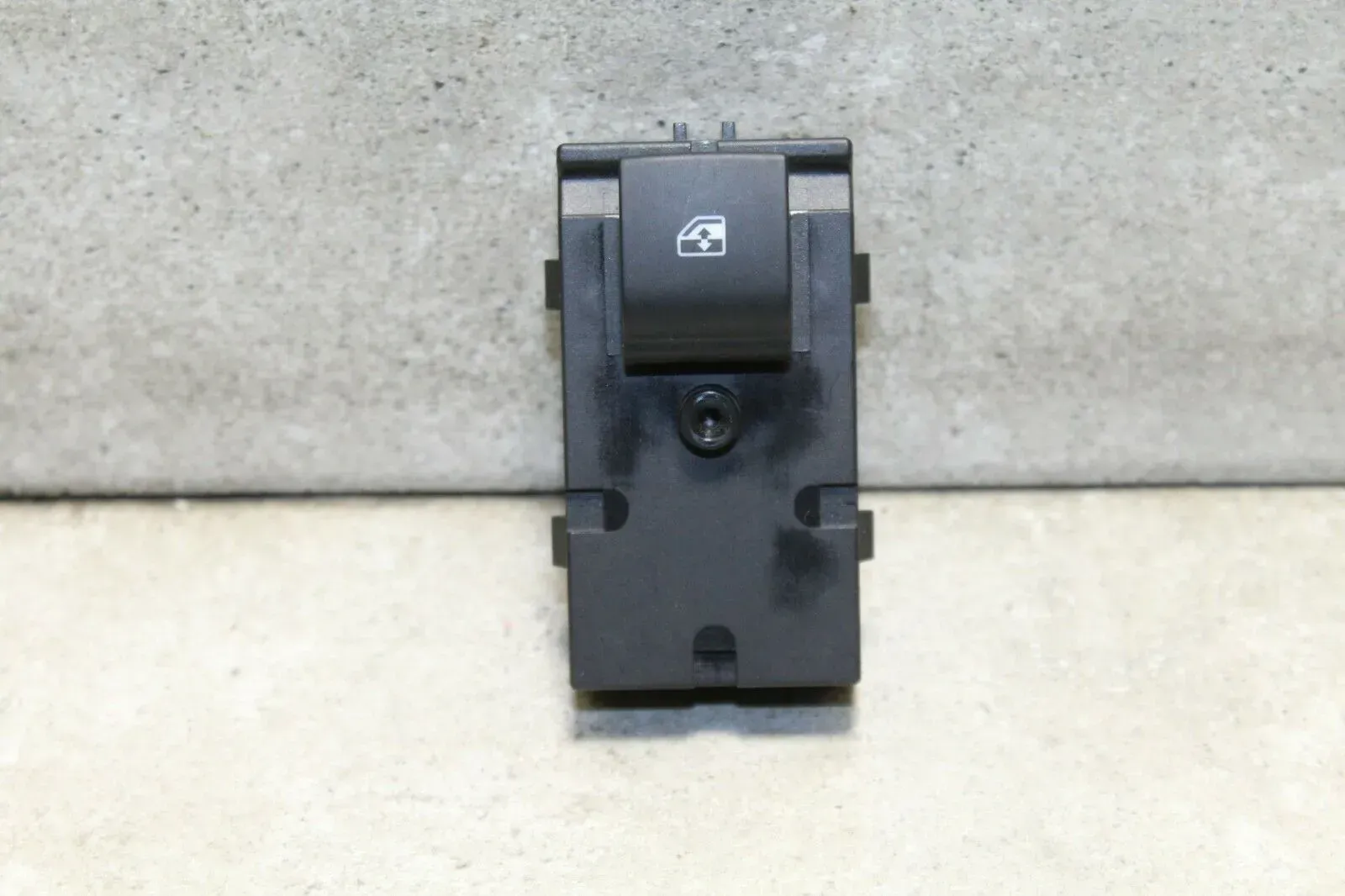 Fensterheberschalter Schalter Fensterheber hinten Opel Meriva B 13301888 - Bild 1