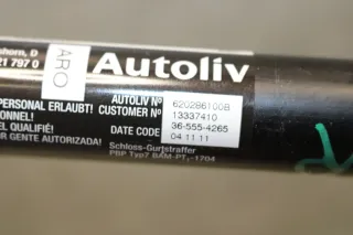Opel Astra J GTC Gurtschloss Vorne Rechts 13337410 - Bild 4