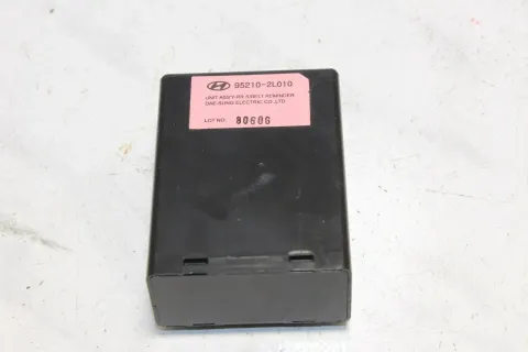Background image for Hyundai i30 FD 5 Türer Steuergerät Control Unit 95910 2L030