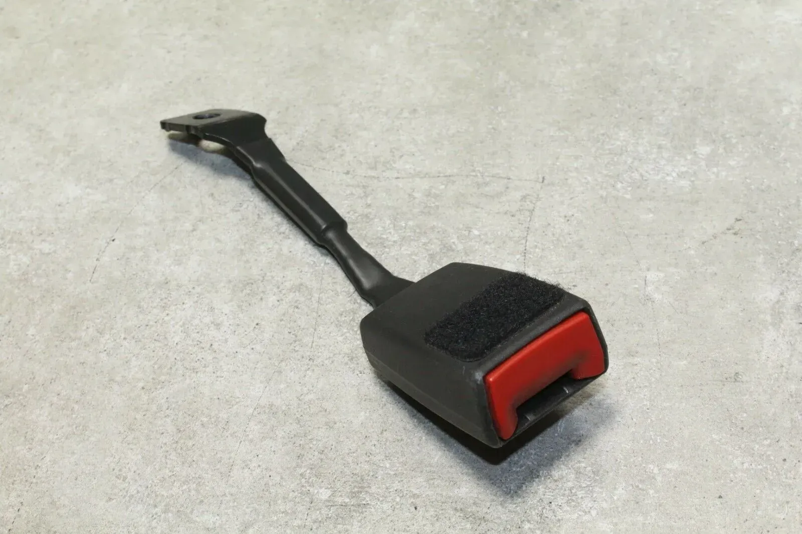 Gurtschloss hinten links Opel Astra H Twintop 13188871 - Bild 1