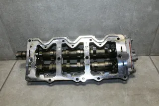3,0 Nockenwellengehäuse Nockenwellen Nockenwelle hinten Z30DT Opel Vectra C - Bild 5