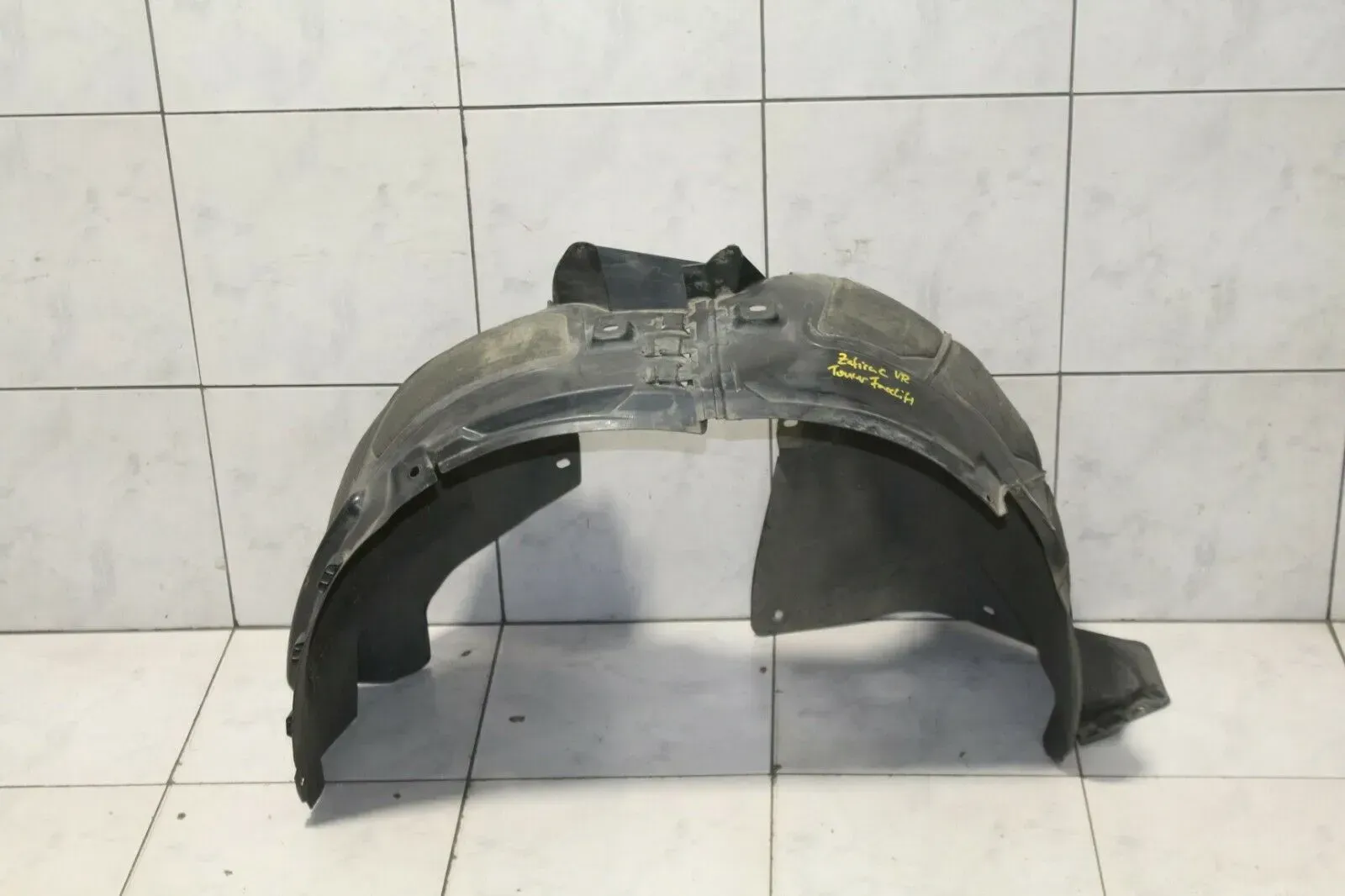 Radhausschale Radhaus Innenkotflügel vorne rechts Opel Zafira C Tourer Facelift - Bild 1