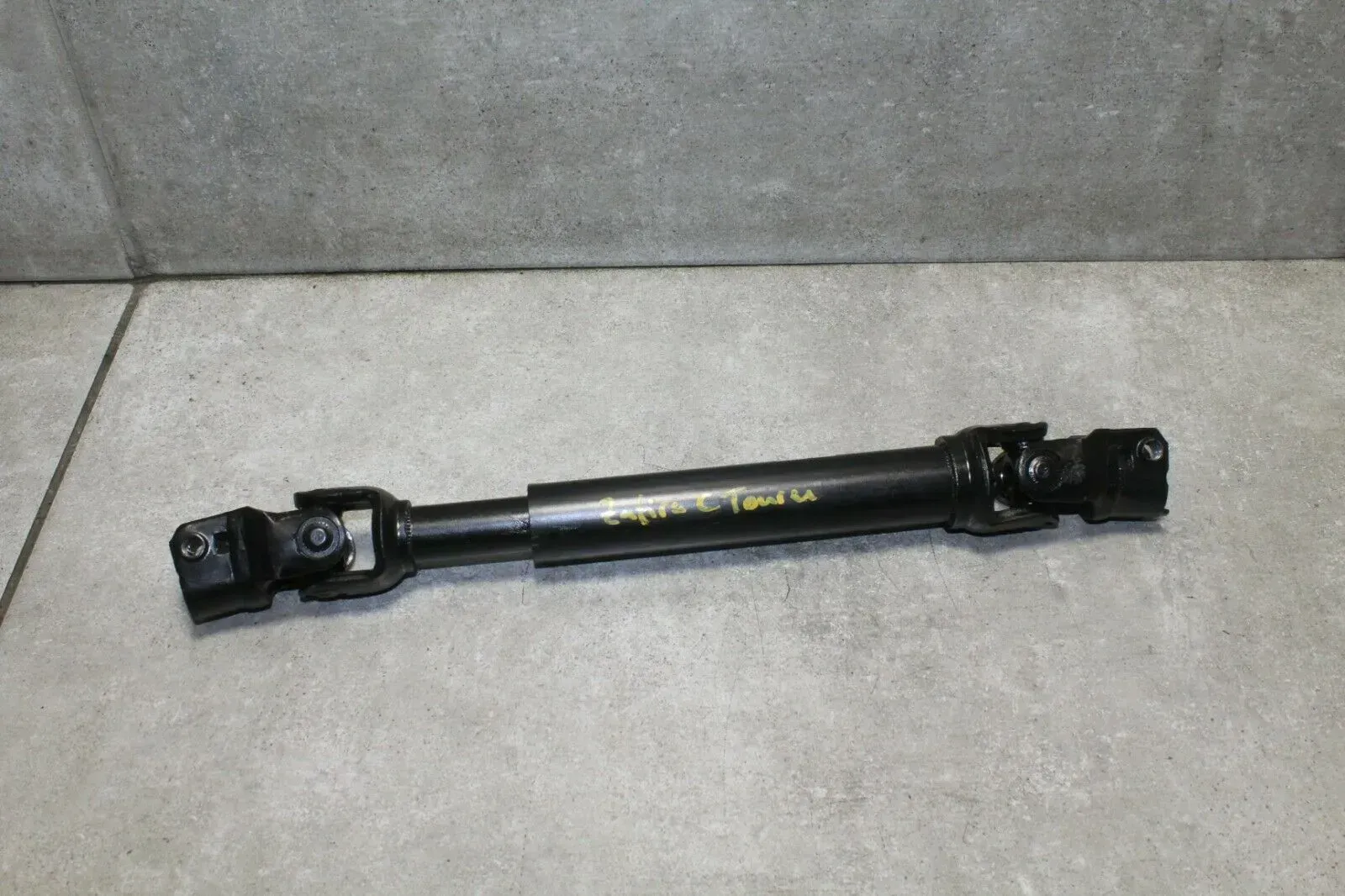Kreuzgelenk Lenksäule Lenkung Servolenkung Opel Zafira C Tourer 13351822 - Bild 1