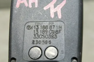 Gurtschloss hinten links Opel Astra H Twintop 13188871 - Bild 4
