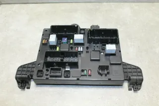 Sicherungskasten Relaiskasten Sicherungen Relais Opel Zafira C Tourer 13449202 - Bild 1