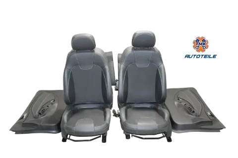 Background image for Opel Adam Sitzausstattung Sitze vorne hinten Teilleder Sitzheizung Isofix