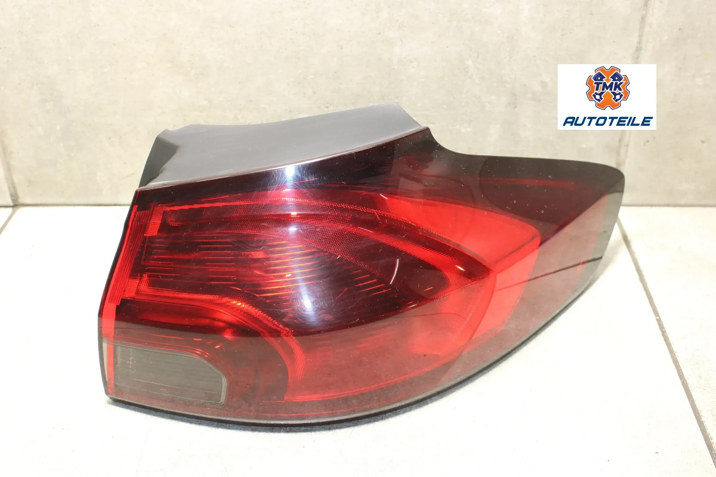 Opel Zafira C Tourer Rücklicht Rückleuchte Beifahrerseite Rechts außen LED 39033315 - Bild 1