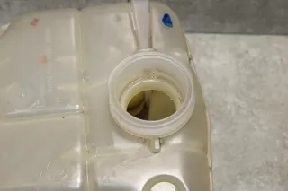 Opel Astra J Kühlwasserbehälter Ausgleichsbehälter 13256823 - Bild 3