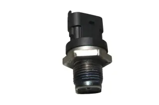 Corsa D Railsensor Drucksensor Kraftstoffsensor Z13DTJ 1,3 CDTI Opel 0281002706 - Bild 1