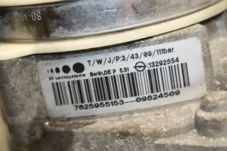 Opel Astra H Zafira B Servopumpe Pumpe Servo Servolenkung ZF 13292554 - Bild 4