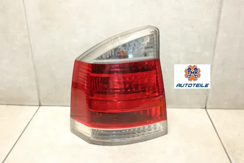 Background image for Opel Vectra C GTS Rücklicht Rückleuchte Fahrerseite links 13157646 BE