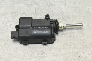 Vectra C Signum Stellmotor ZV Tankklappe Tankdeckel Opel 24438209 - Bild 2