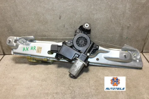 Background image for Opel Astra K Sports Tourer Fensterheber Fensterhebermotor hinten rechts 13406678